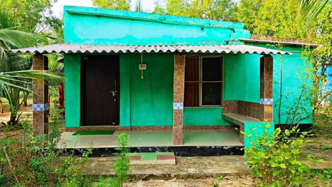Estuarine Village Resort Sātabhāya Exterior foto